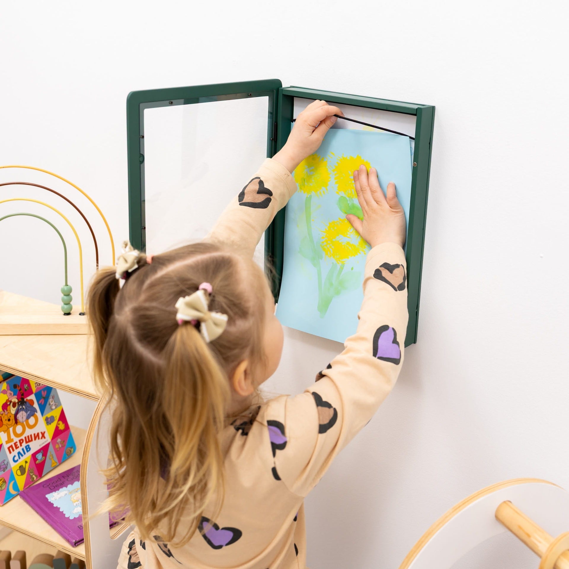 Minimalist Kids Art Storage Frame – Display & Organize Artwork