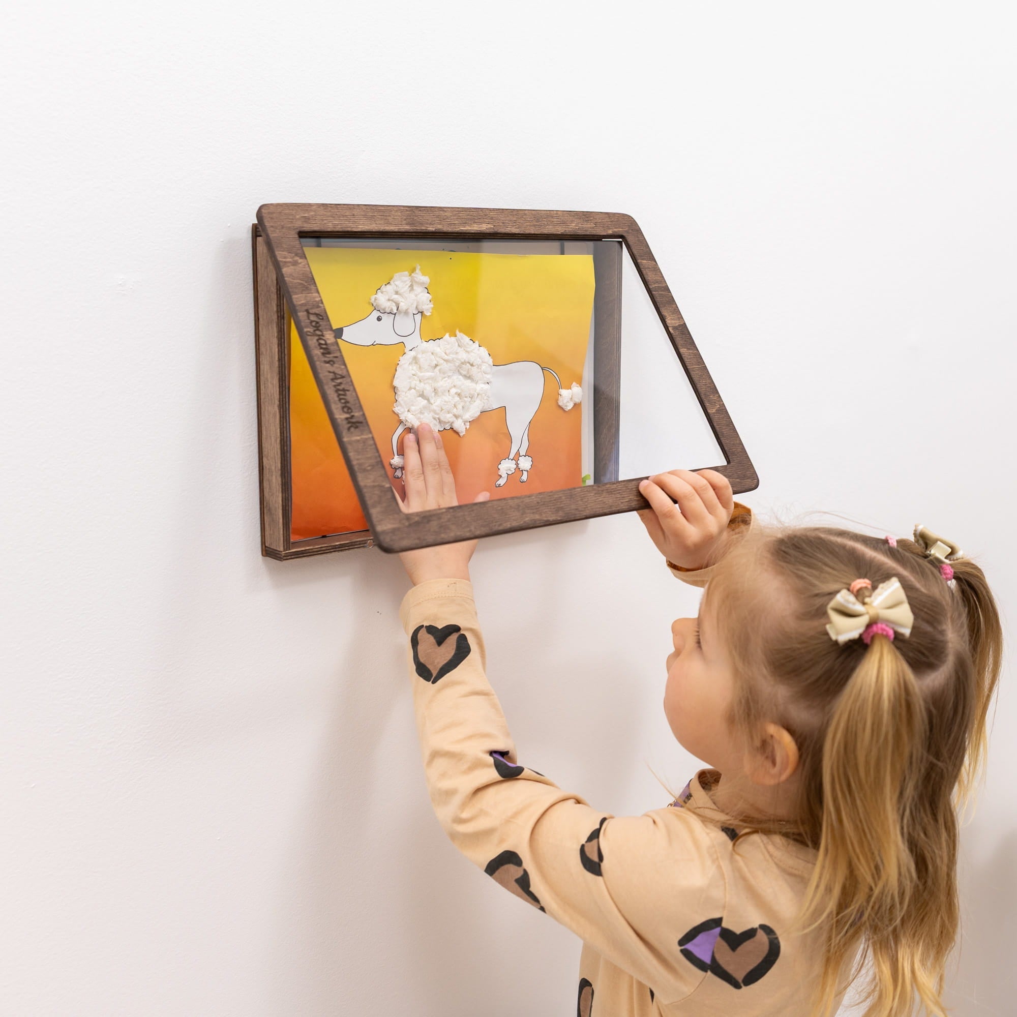Kids Art Display Frame – Minimalist A4 Artwork Storage for Kids