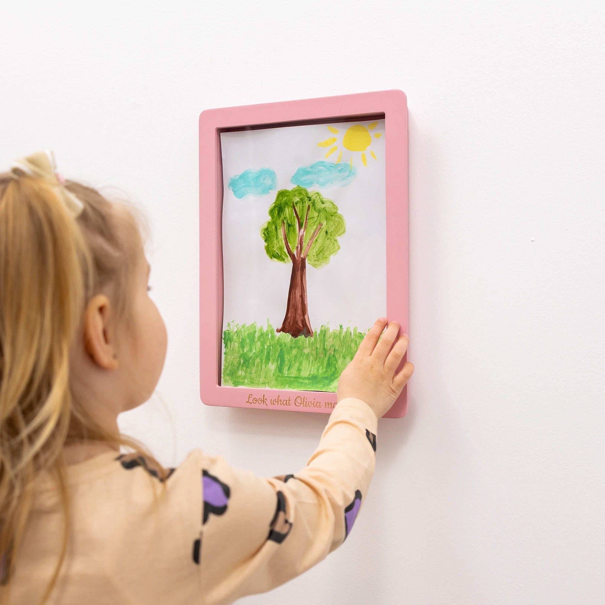 Minimalist Kids Art Storage Frame – Display & Organize Artwork