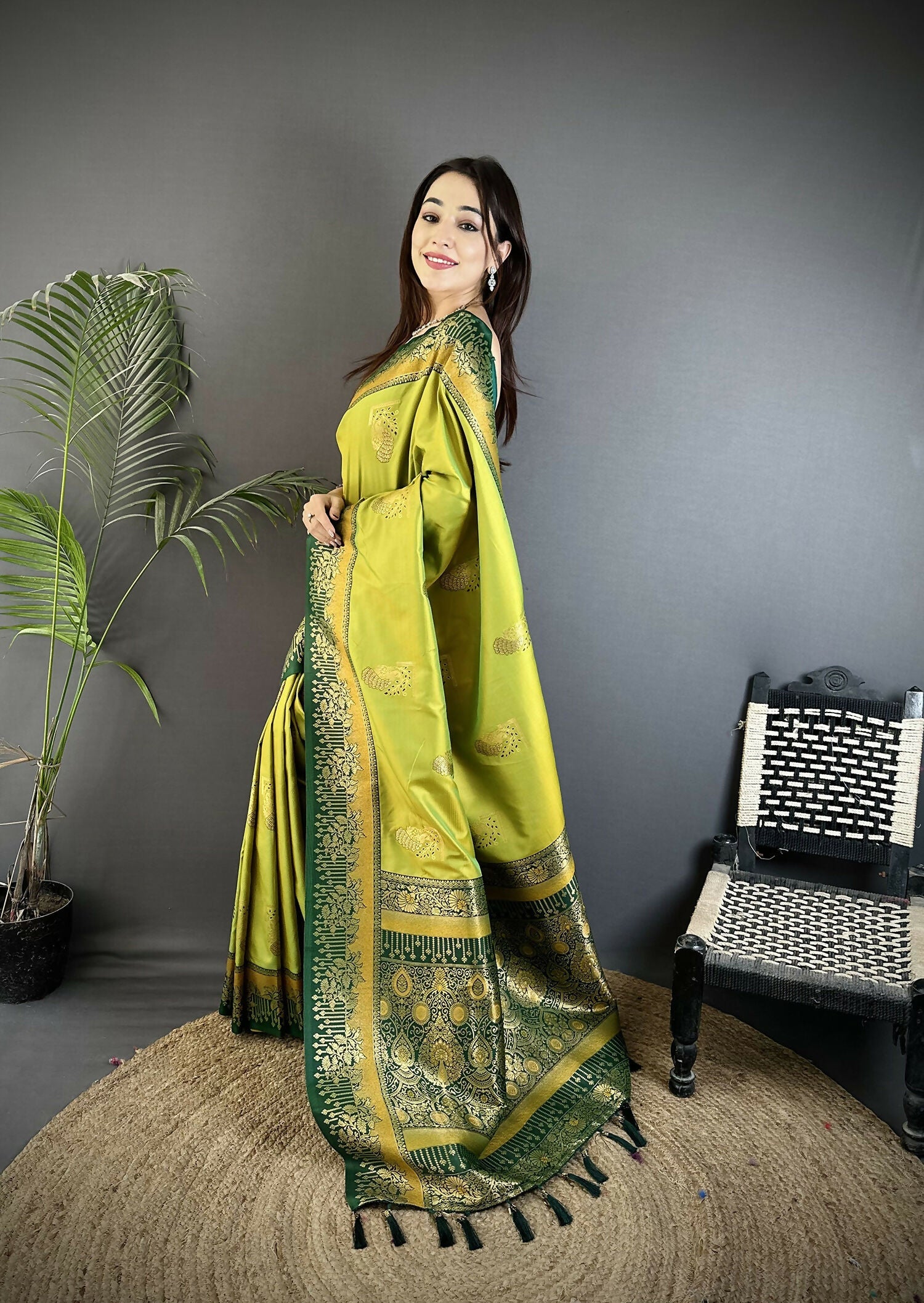 Joban Fashion Light Green Banarasi Soft Silk Peacock Butta Work Saree