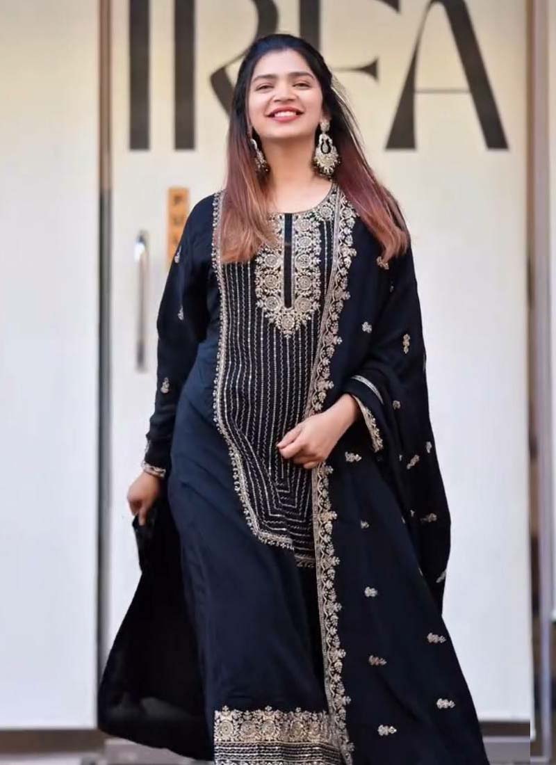 Prazu Fashion Black Georgette Embroidered Salwar Suit