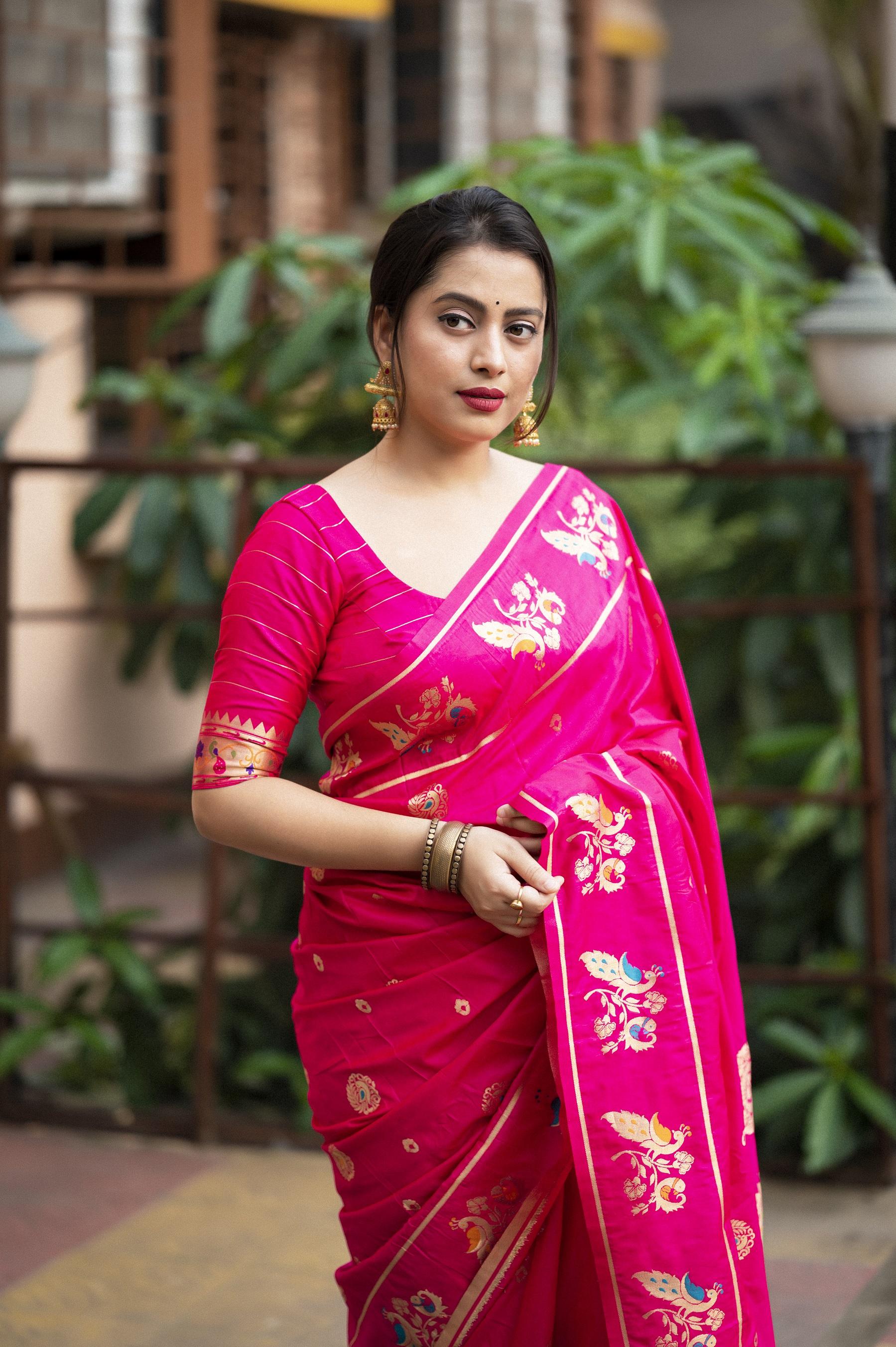Rani Pink Pure Silk Woven Saree with Gold Zari Pallu
