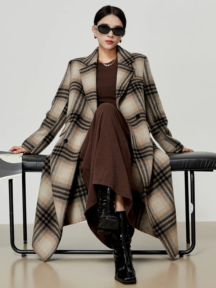 Women's Vintage Plaid Wool Blend Long Coat with Notched Collar - Image 4