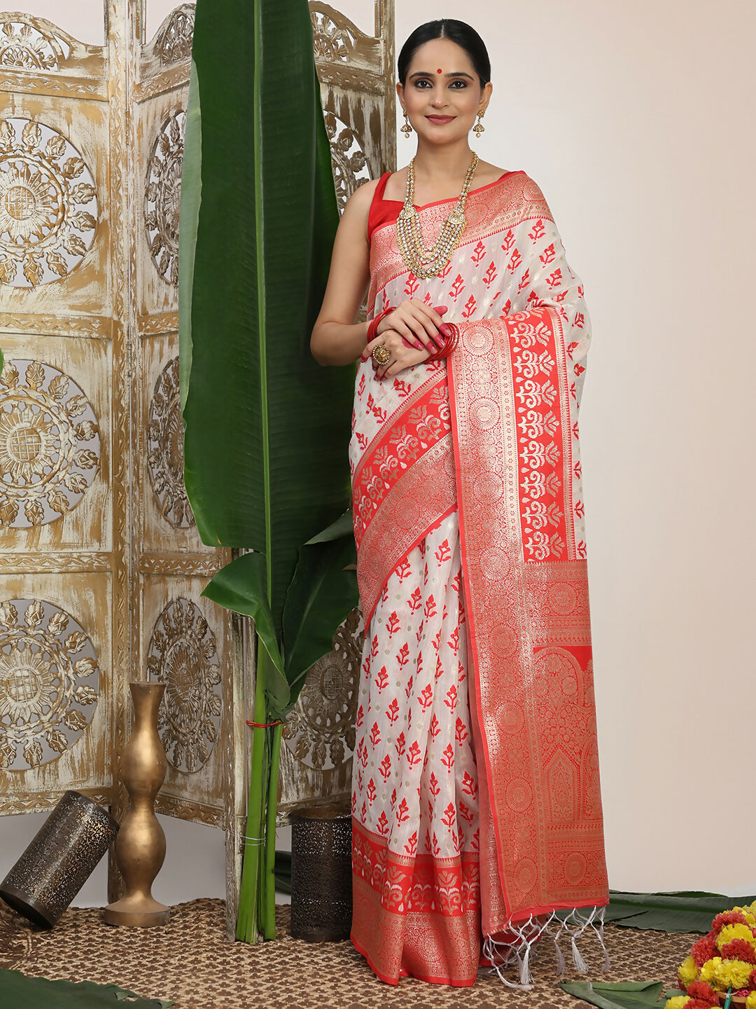 Shree Shyam Fashion Linen Cotton Red & White Saree