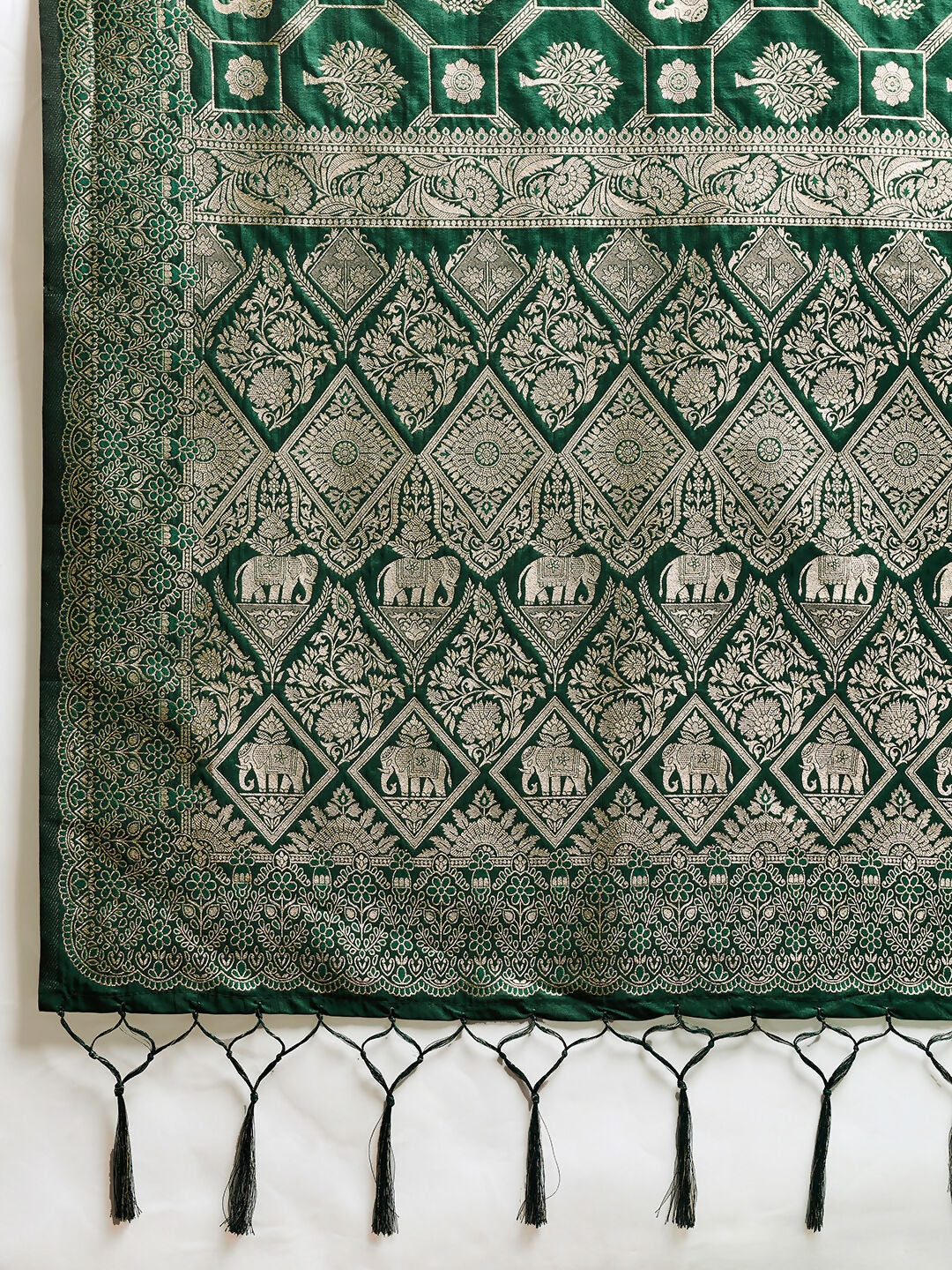 Bottle Green Silk Blend Saree with Matching Blouse Piece