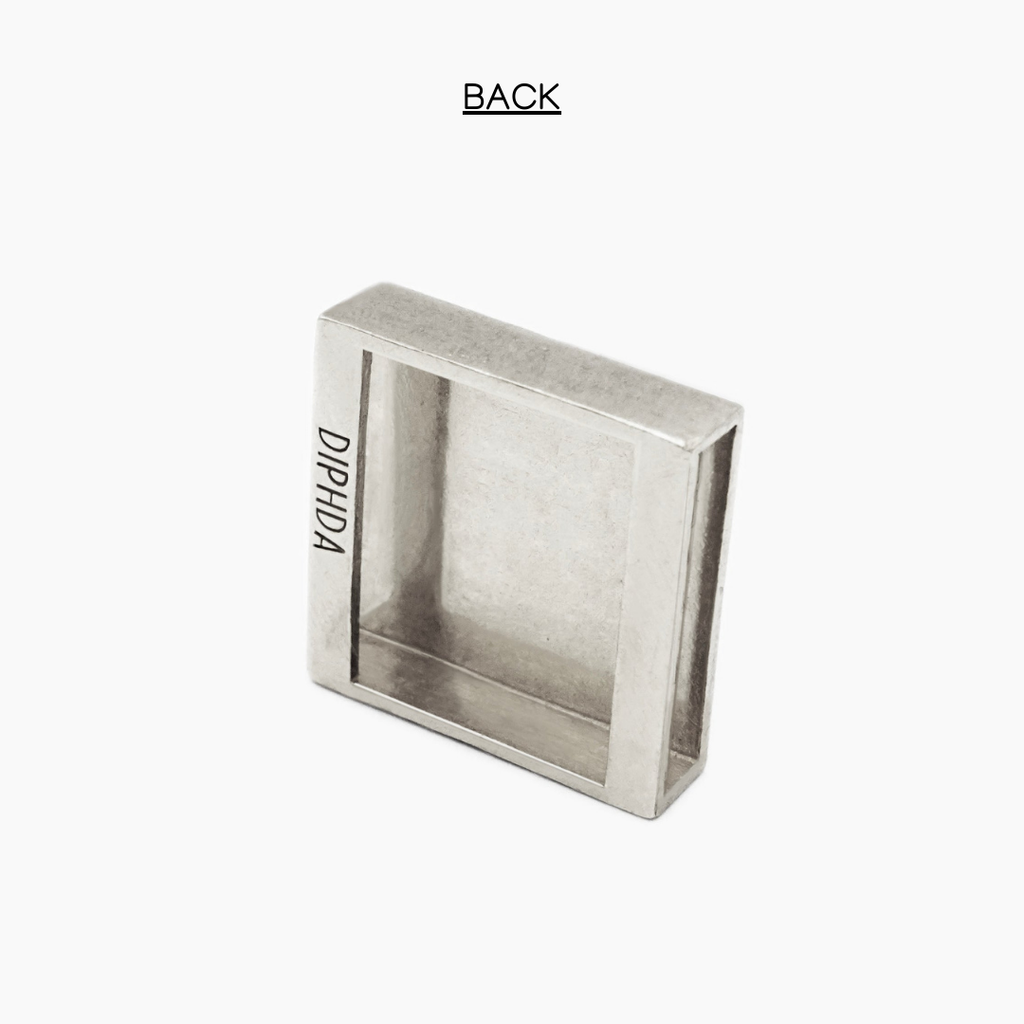 Howlite Moon Crystal Charm – Gold or Silver | DIPHDA