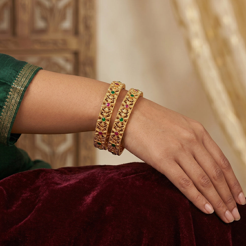Set of 4 antique Rajwadi polish bangles with traditional patterns