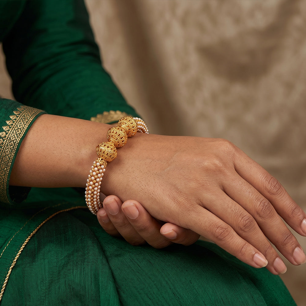 Set of 2 antique high gold polish bangles for party wear