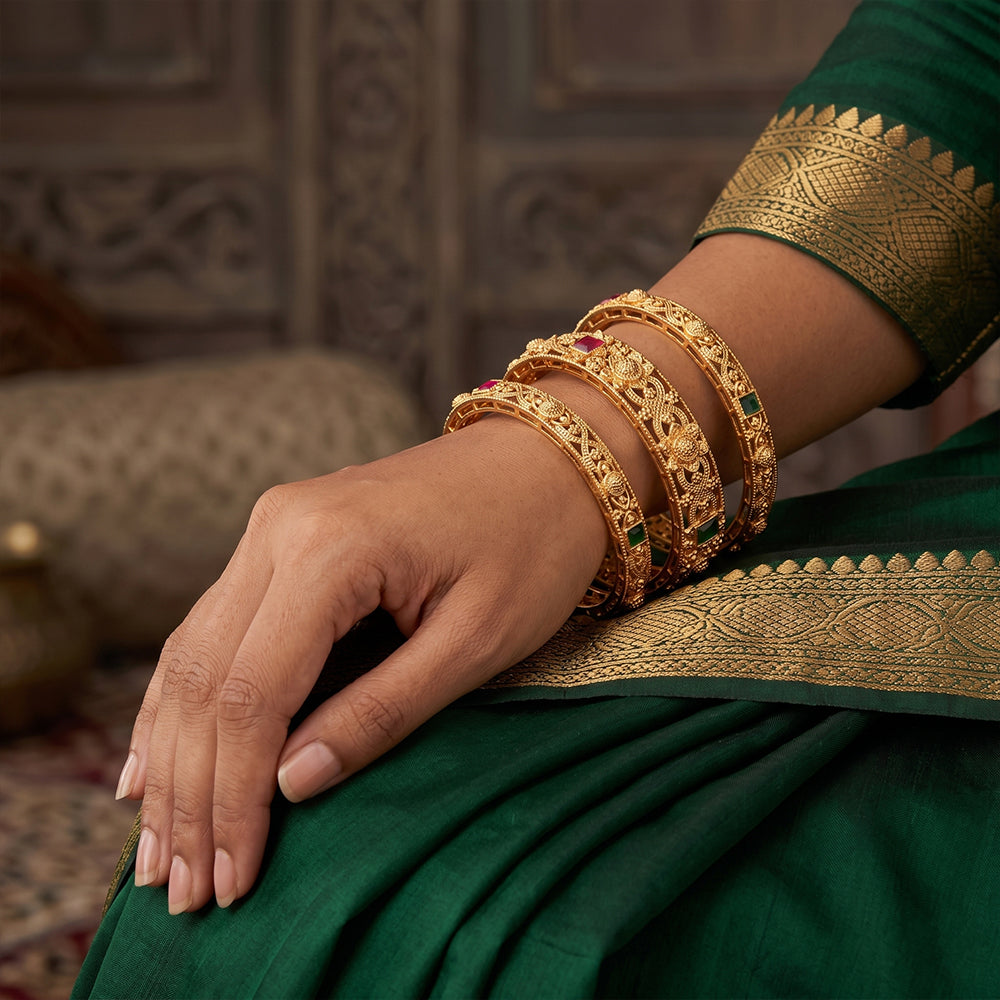 Ethnic Antique Gold Finish Bangle Set for Women