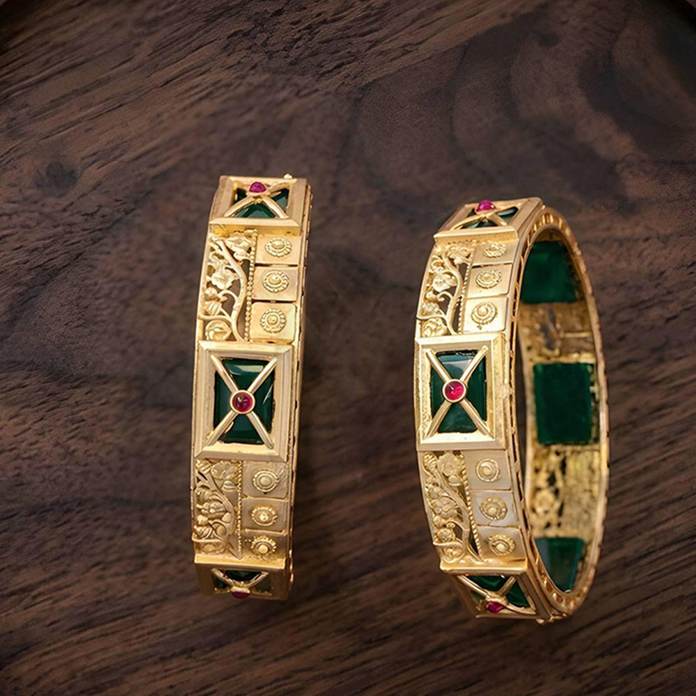 Designer Rajwadi pattern bangle set ideal for wedding festivities