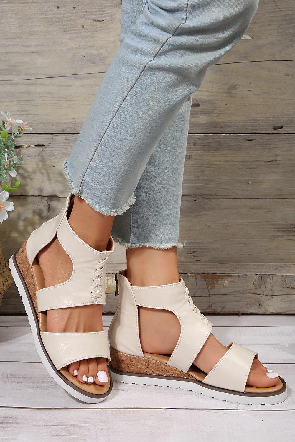 Nora Crisscross Hollowed Gladiator Sandals
