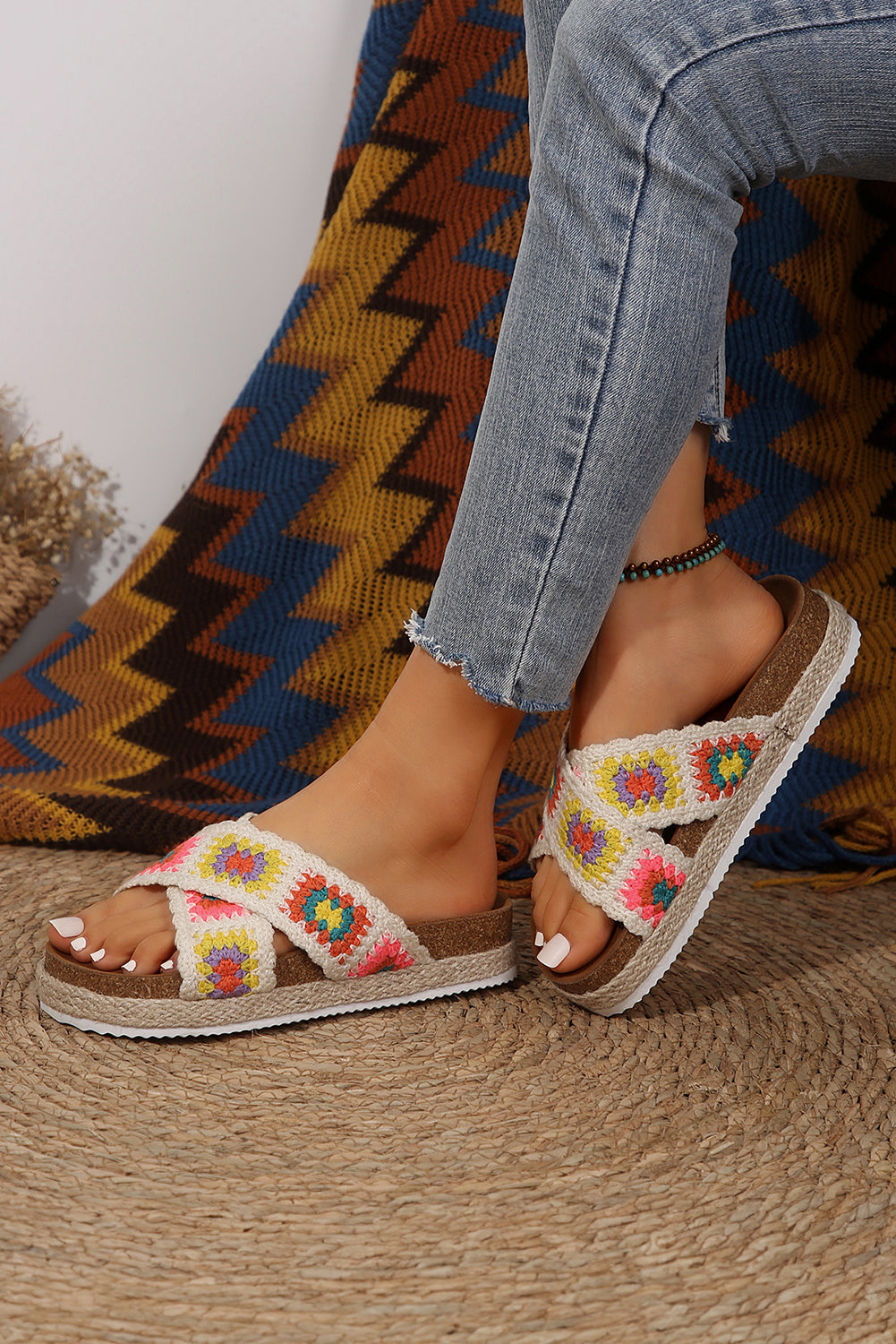 Geometric Woven Crisscross Strap Platform Slippers
