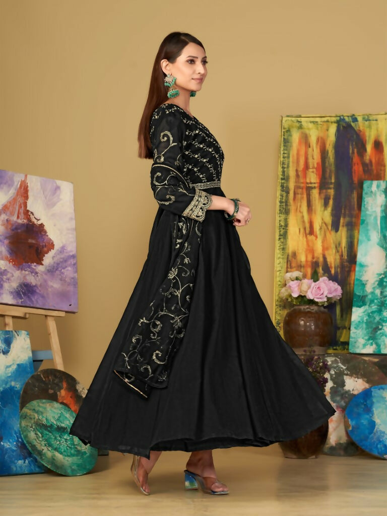 Women's Black Georgette Embroidered Anarkali Kurta Pant Set