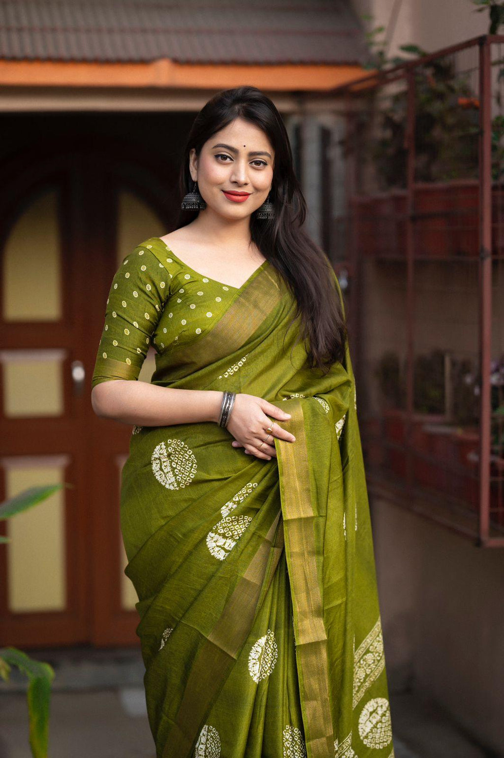 Mehndi Cotton Crepe Batik Print Saree with Zari Pattu Border