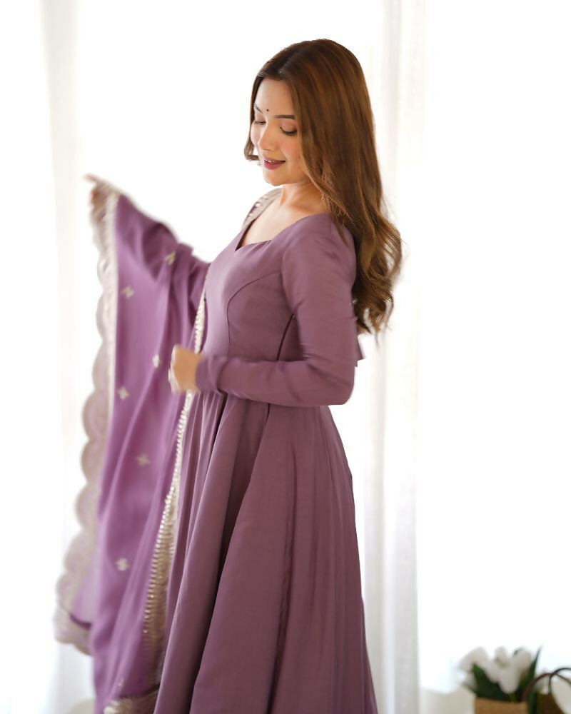 Purple Chanderi Kurta Set with Sequence Embroidery Details