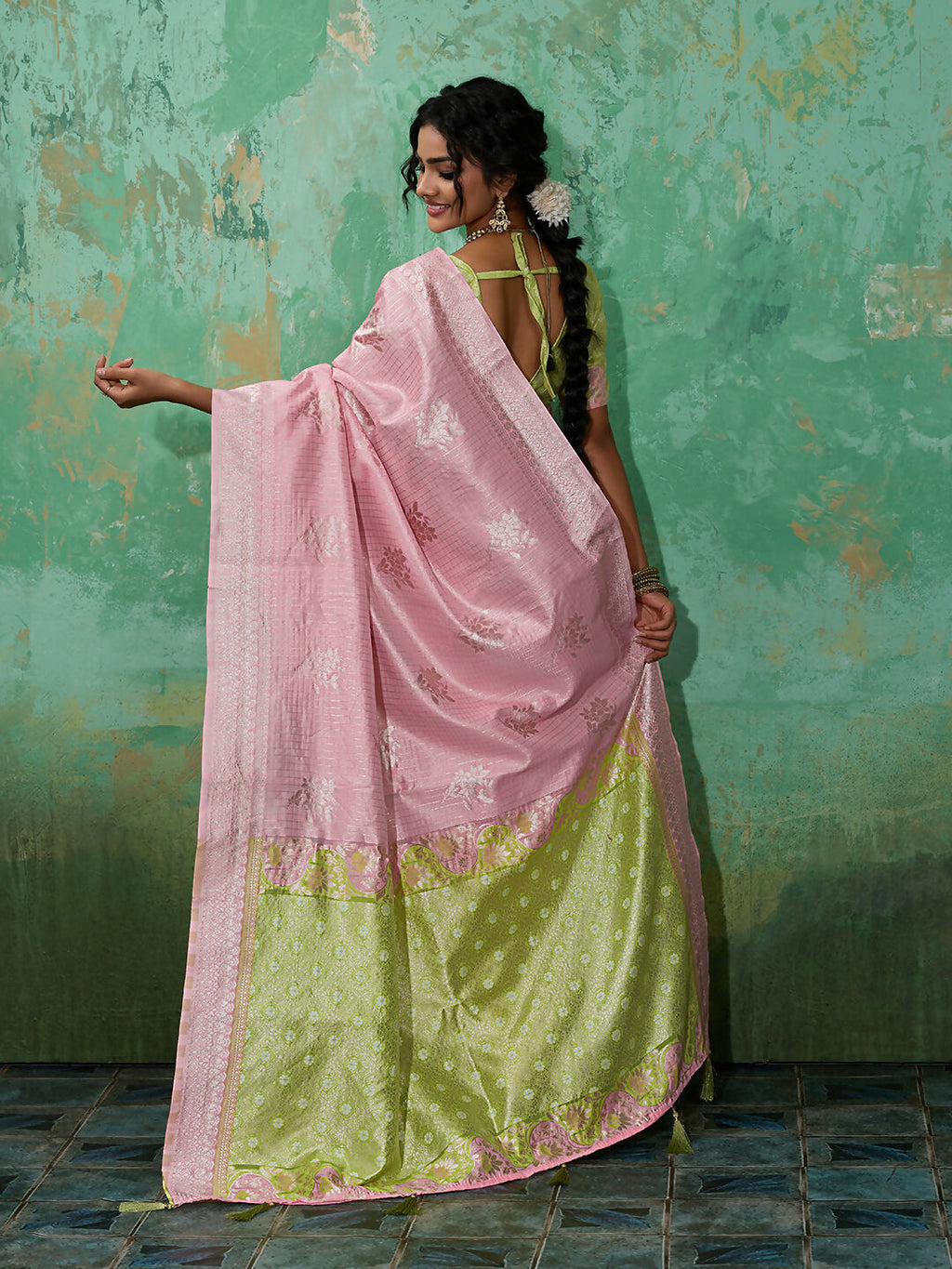 Pink Linen Cotton Saree with Matching Blouse Piece