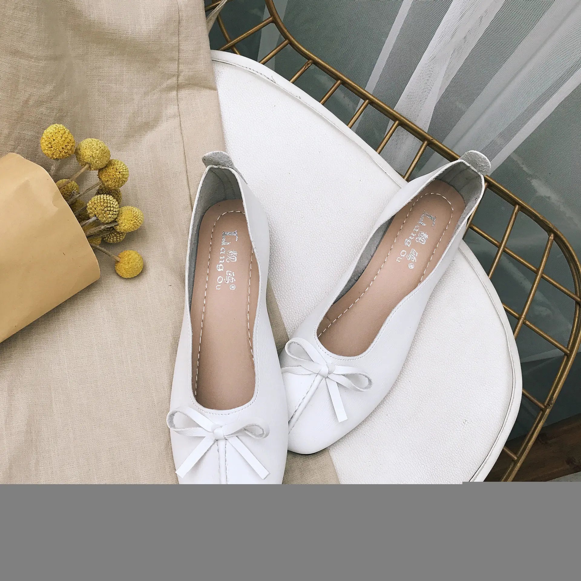 New Women's Flat Shoes - Winter Faux Leather Style