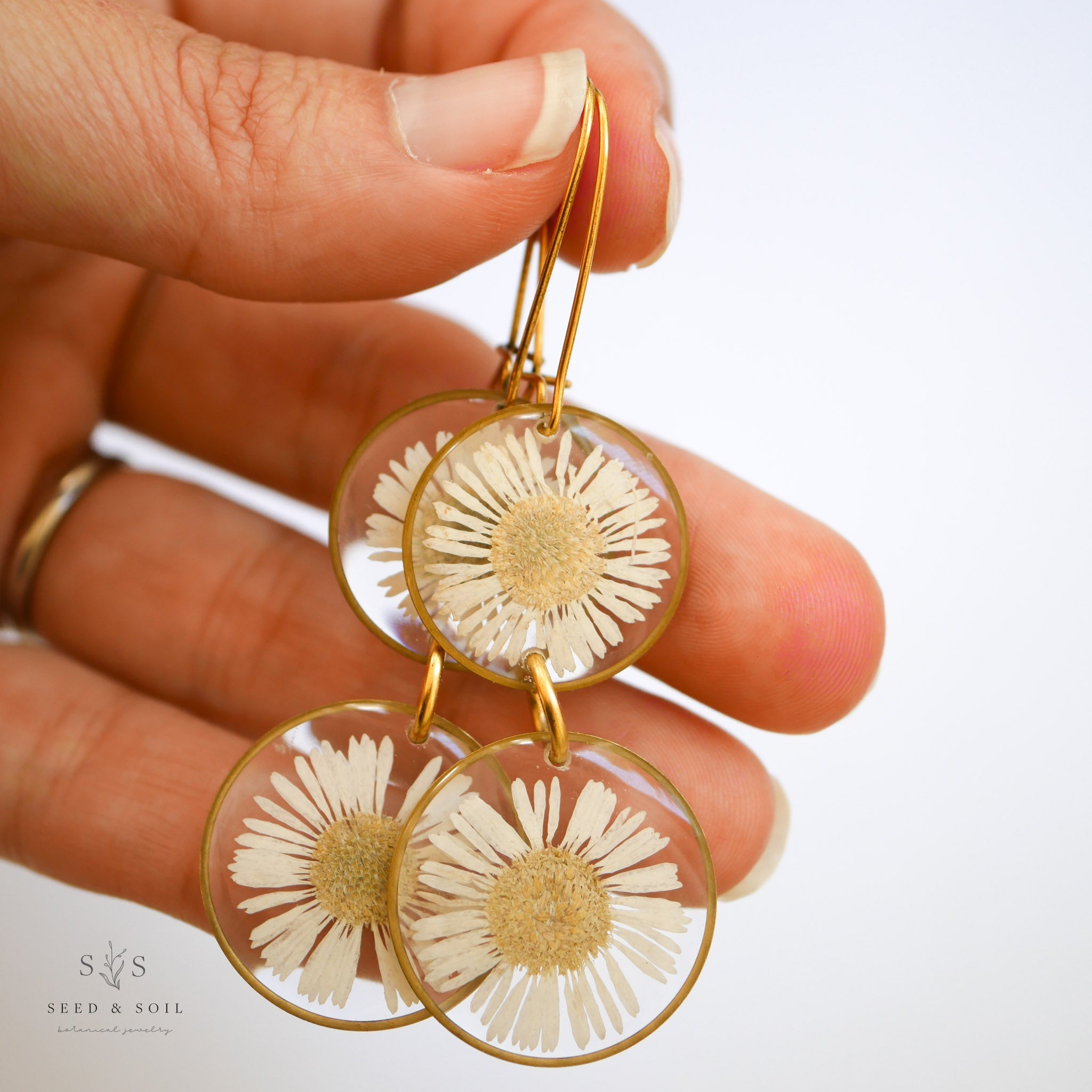 Boho Babe Lucite Flower Earrings