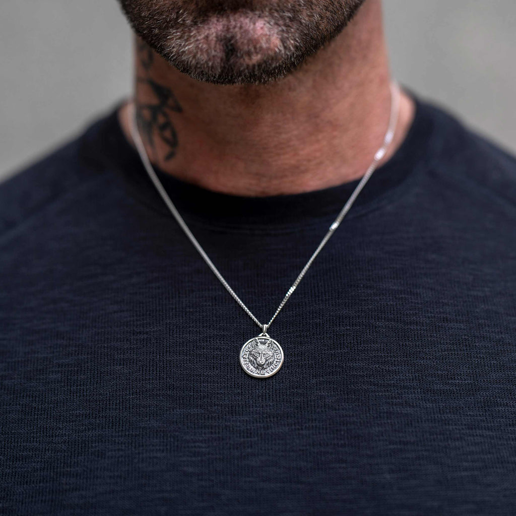 Sterling Silver Wolf Necklace Set - Resilience and Strength