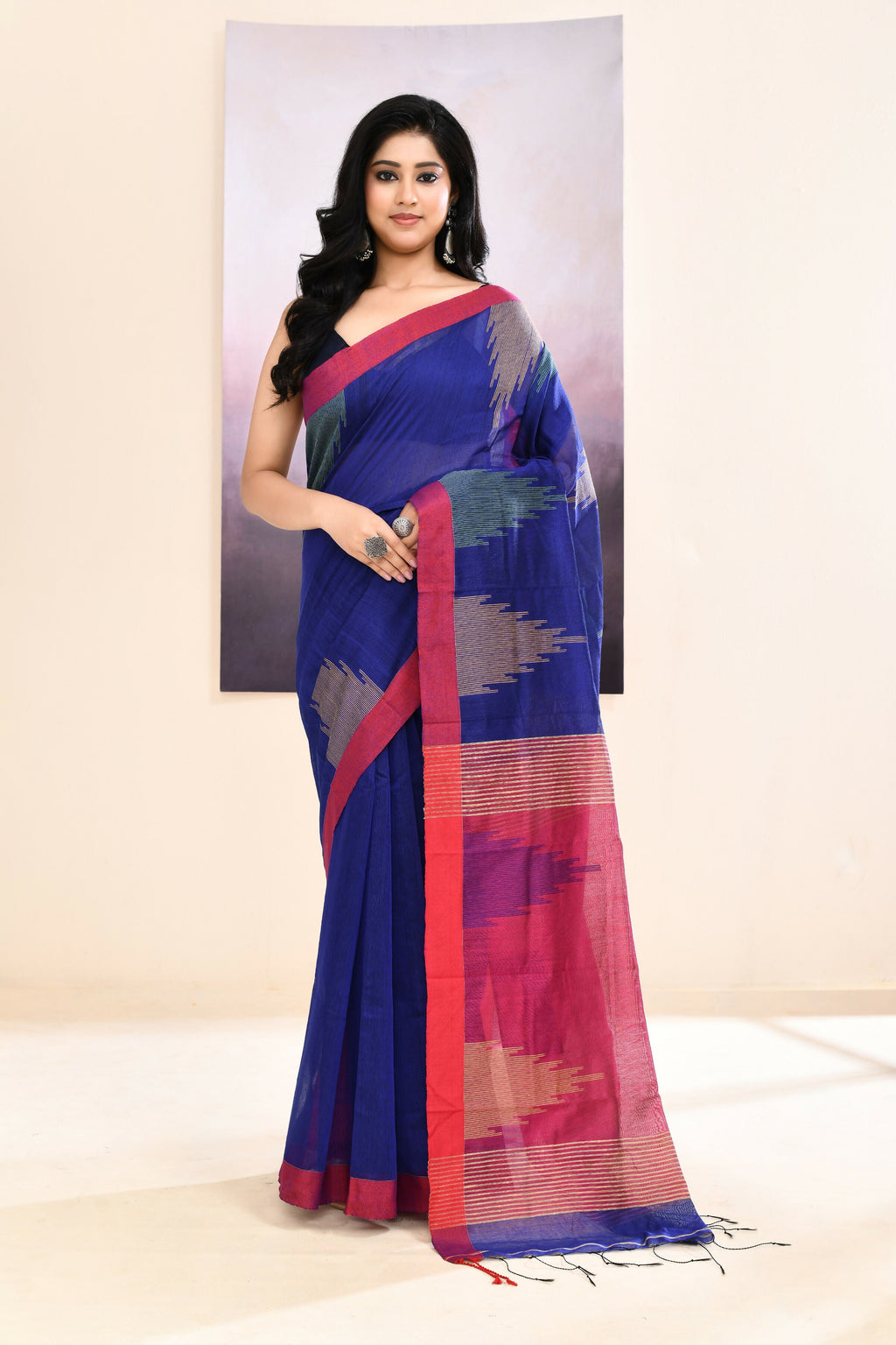 Blue Jamdani Saree with Traditional Temple Border Embellishment