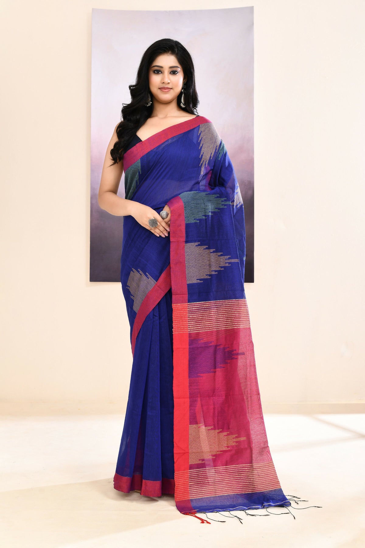 Blue Jamdani Saree with Traditional Temple Border Embellishment