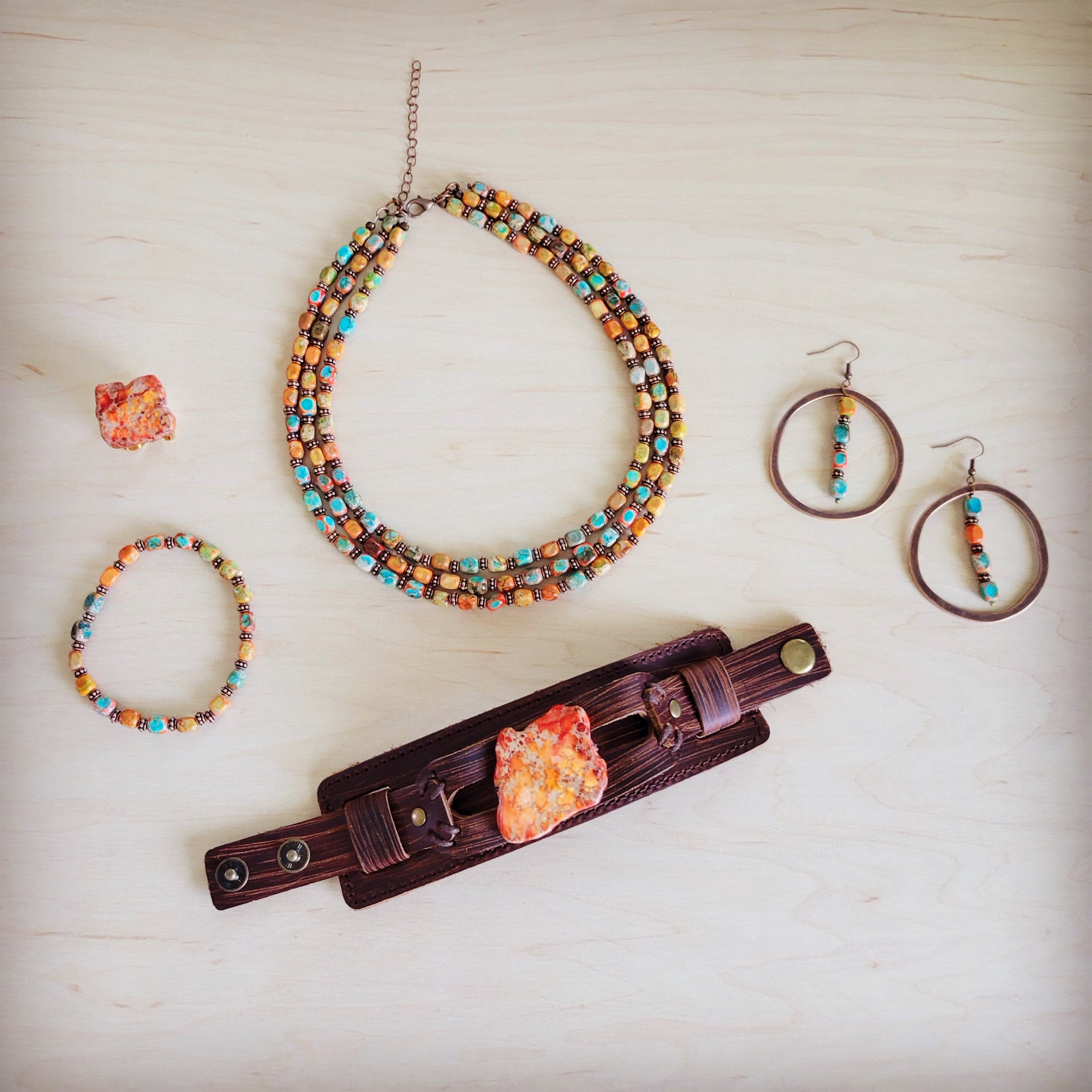 Western Copper Hoop Earrings w/ Sunrise Regalite 100f