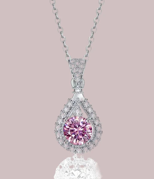 Drop-shaped Moissanite Necklace