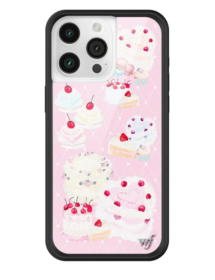 Sweet Cakes iPhone Case with Macaroons and Cupcake Design - Image 9