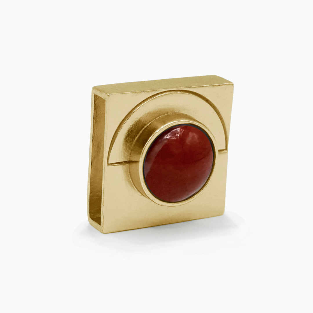 Carnelian Moon Crystal Charm – Gold or Silver | DIPHDA