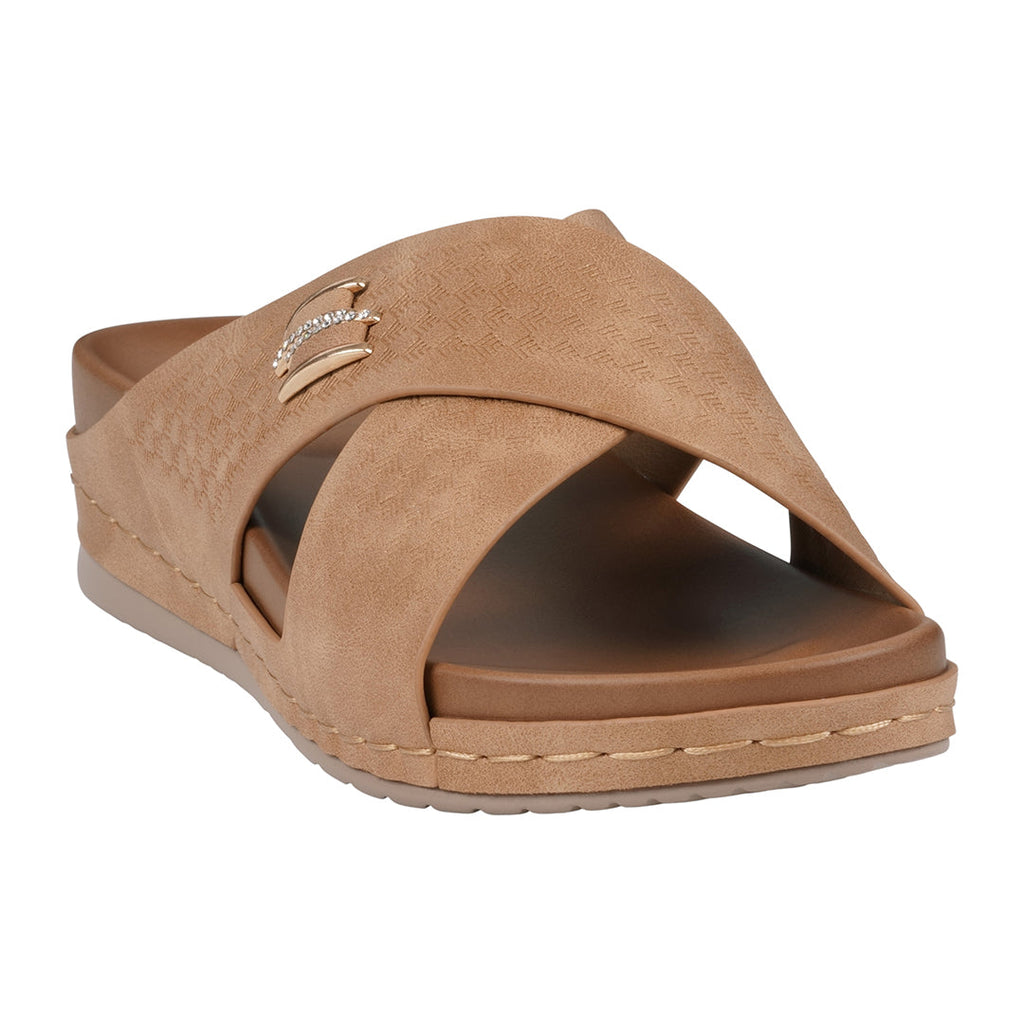 Women's Carter Tan comfort sandals featuring a crisscross strap design and metallic accent