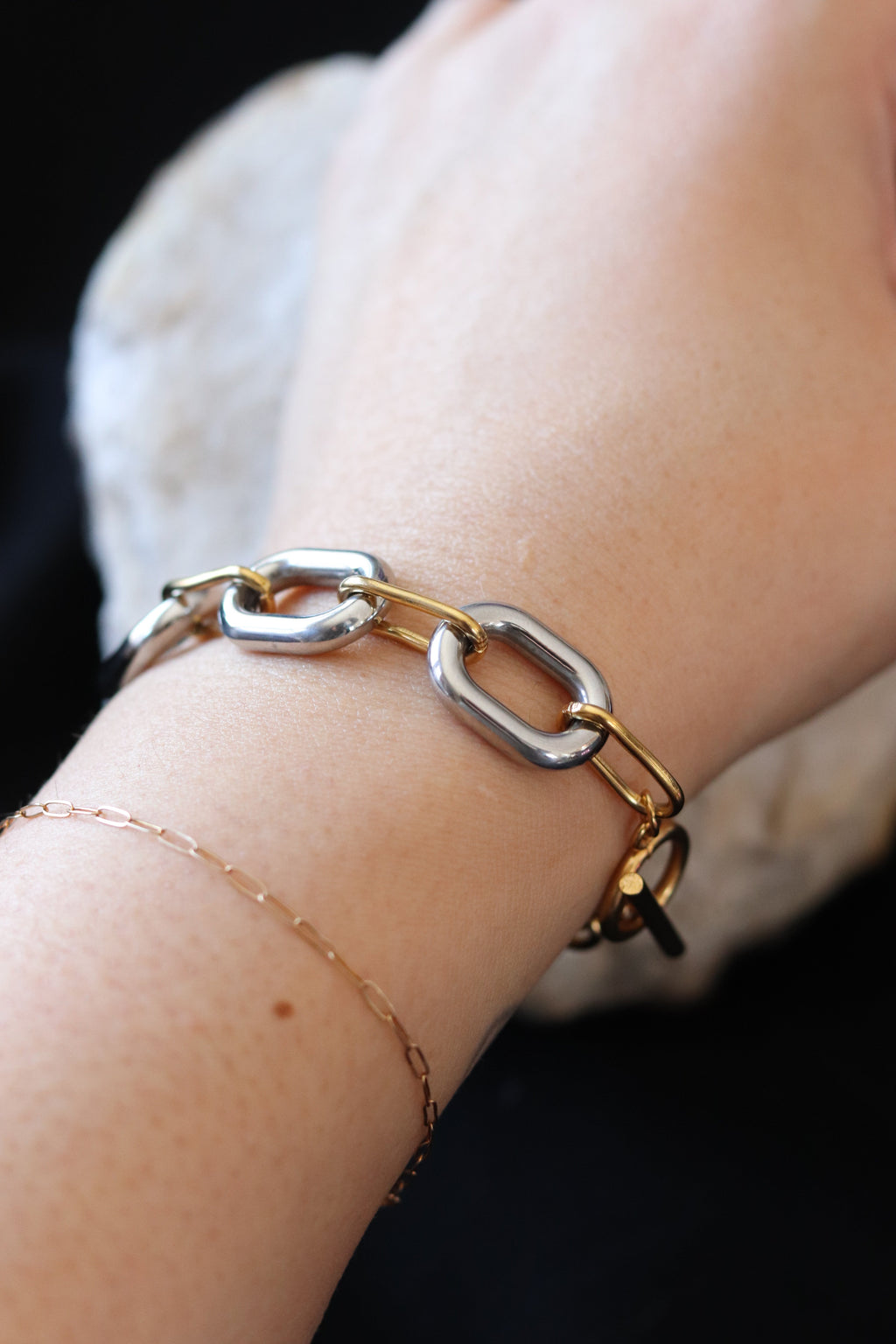 Two Tone Daphne Mixed Metal Toggle Bracelet – Gold & Silver