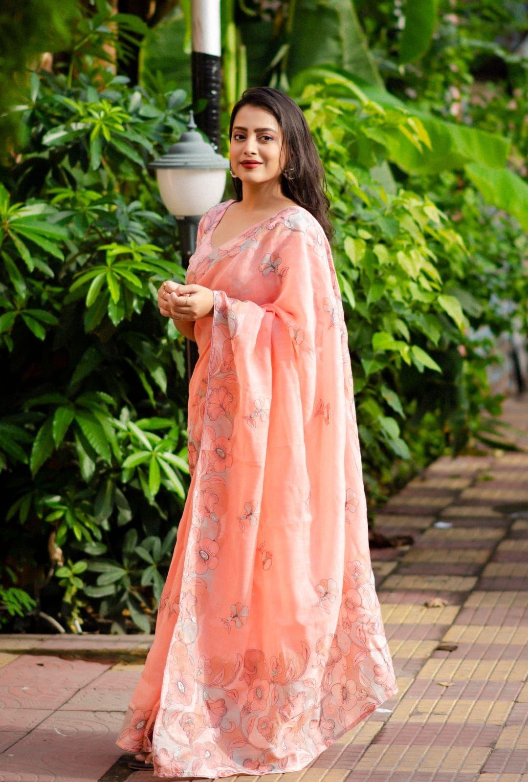 Pink Pure Linen Saree with Ethnic Pencil Stitch Embroidery