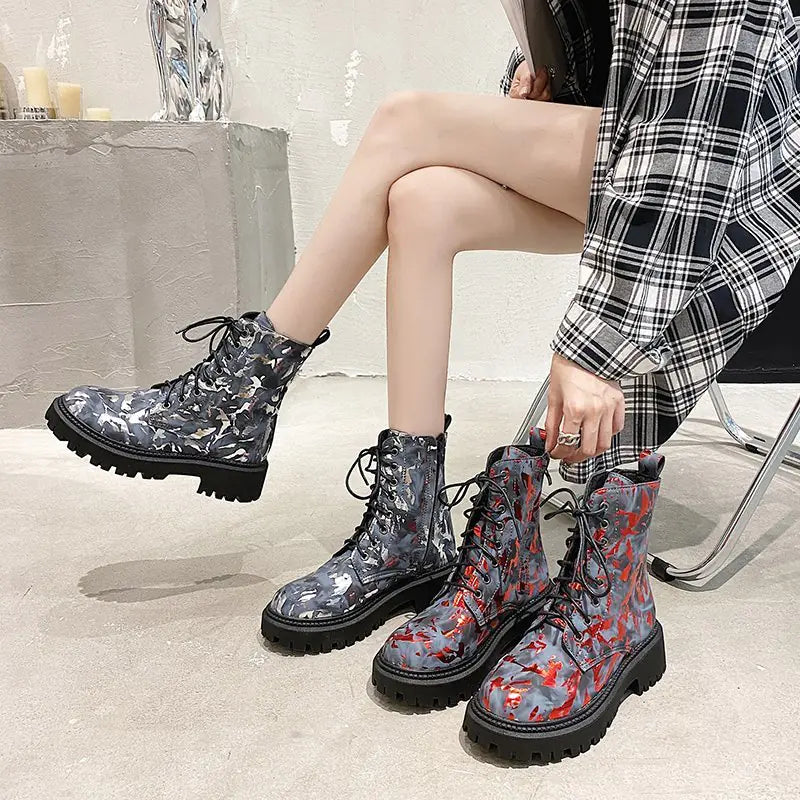 Women's Floral Pattern Combat Martin Boots Winter Lug Sole - Image 5