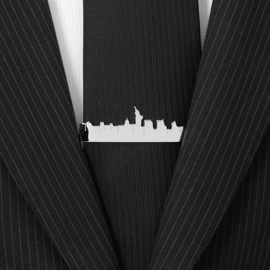New York Skyline Silver Tone Tie Bar - Image 4
