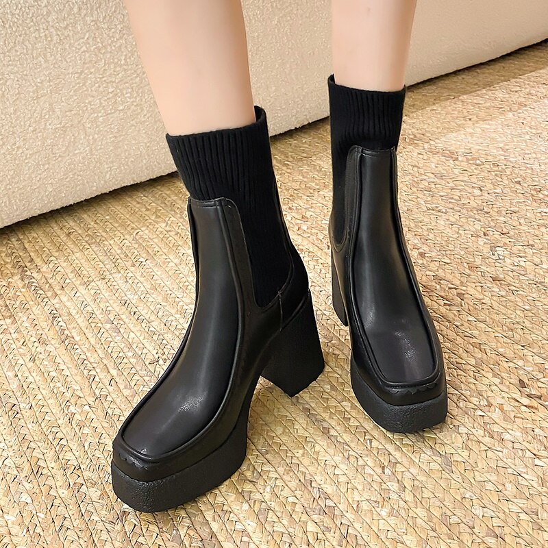 Chunky Platform Ankle Boots with Knit Cuff for Women - Image 3