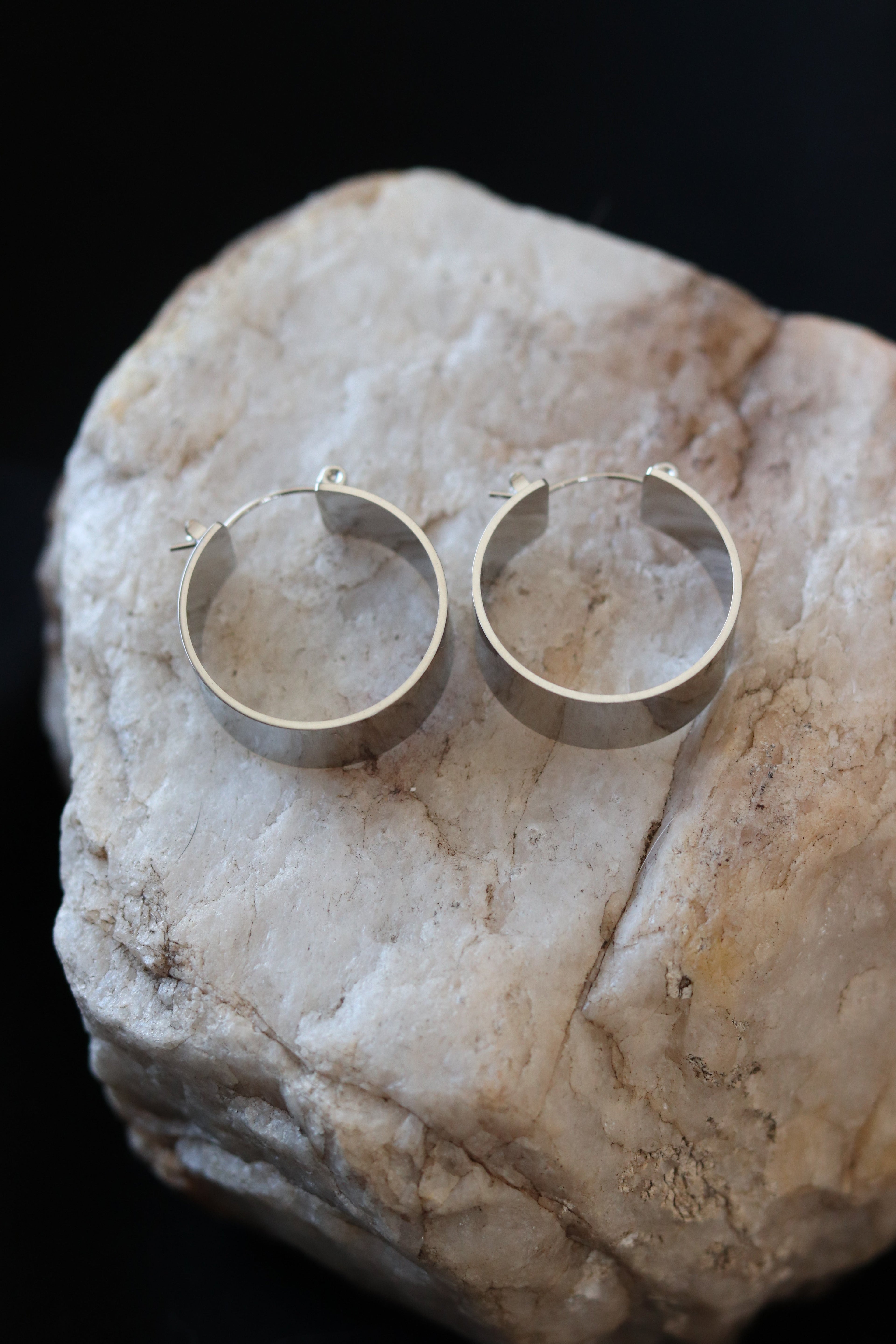 Thick Silver Hoop Earrings – 18K Gold Plated Stainless Steel