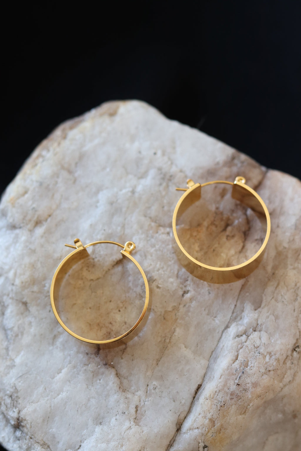 Thick Gold Hoop Earrings – 18K Gold Plated Waterproof