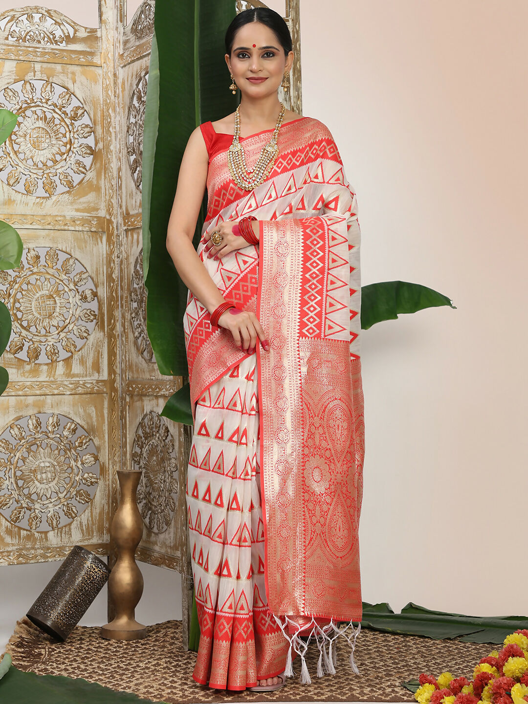 Shree Shyam Fashion Linen Cotton Red & White Saree
