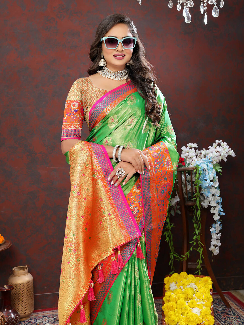Navy Blue Kanjivaram Silk Saree with Zari Weaving and Pallu Tassels