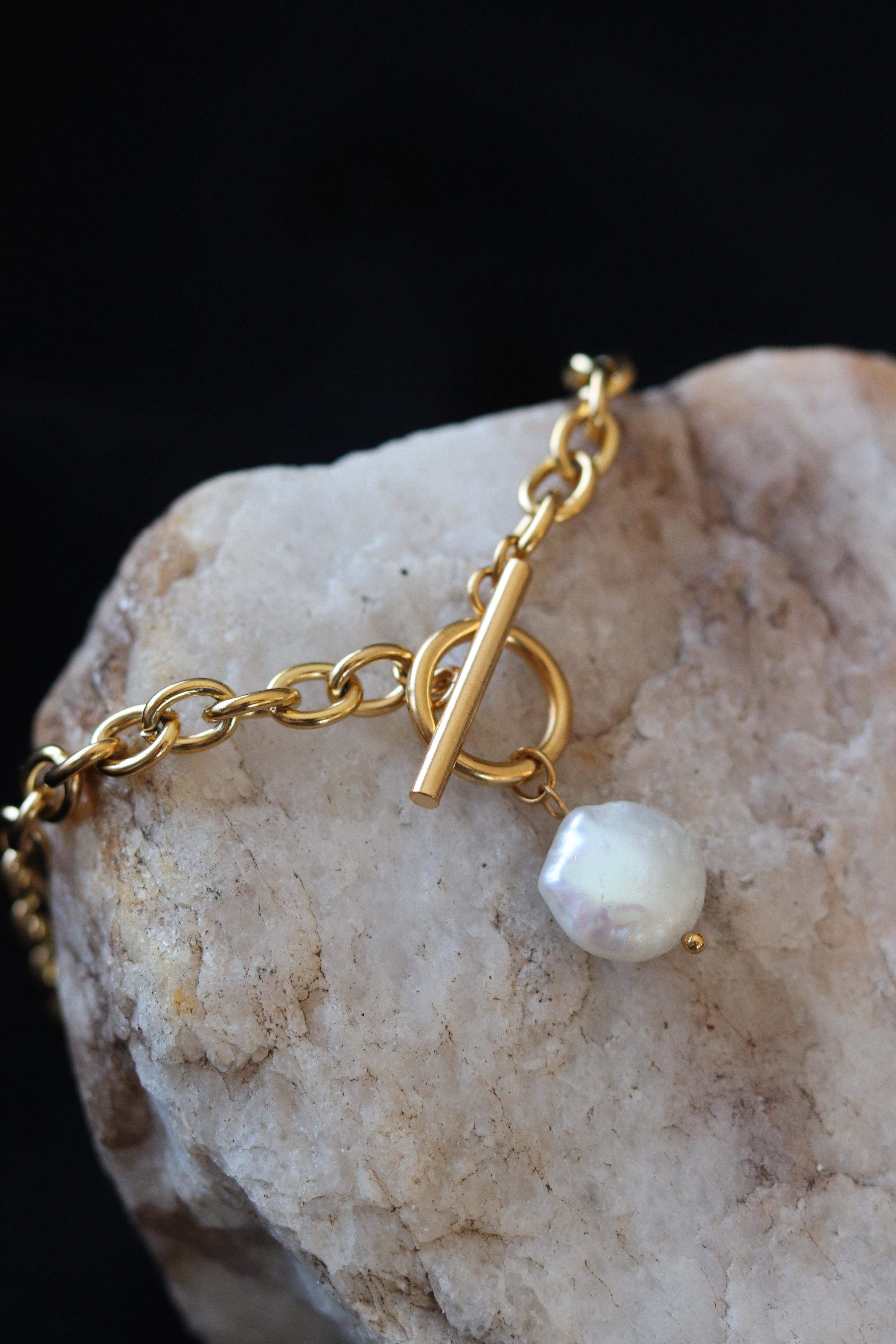 Freshwater Pearl Gold Chain Necklace