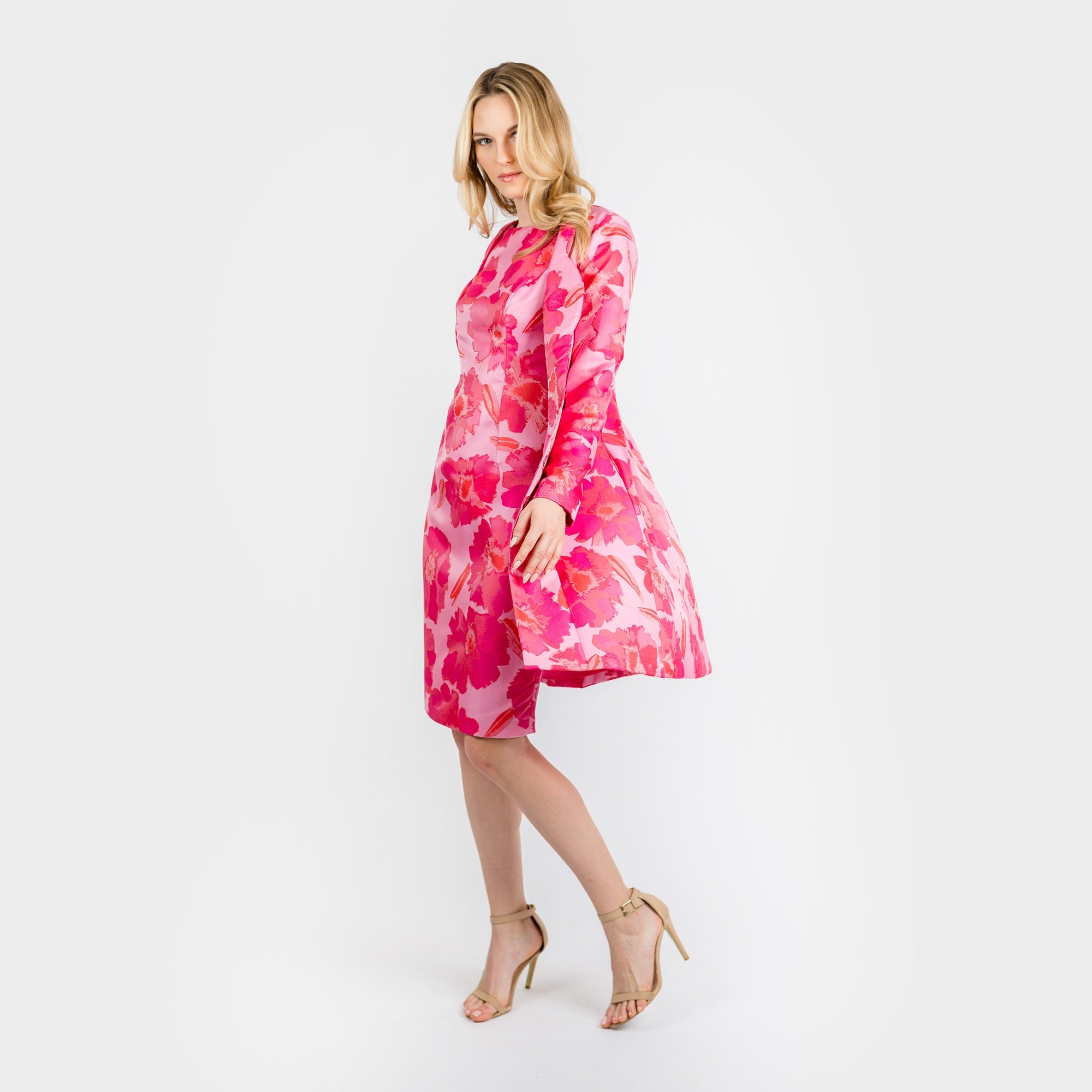 The Scalloped Edge Topper Classic