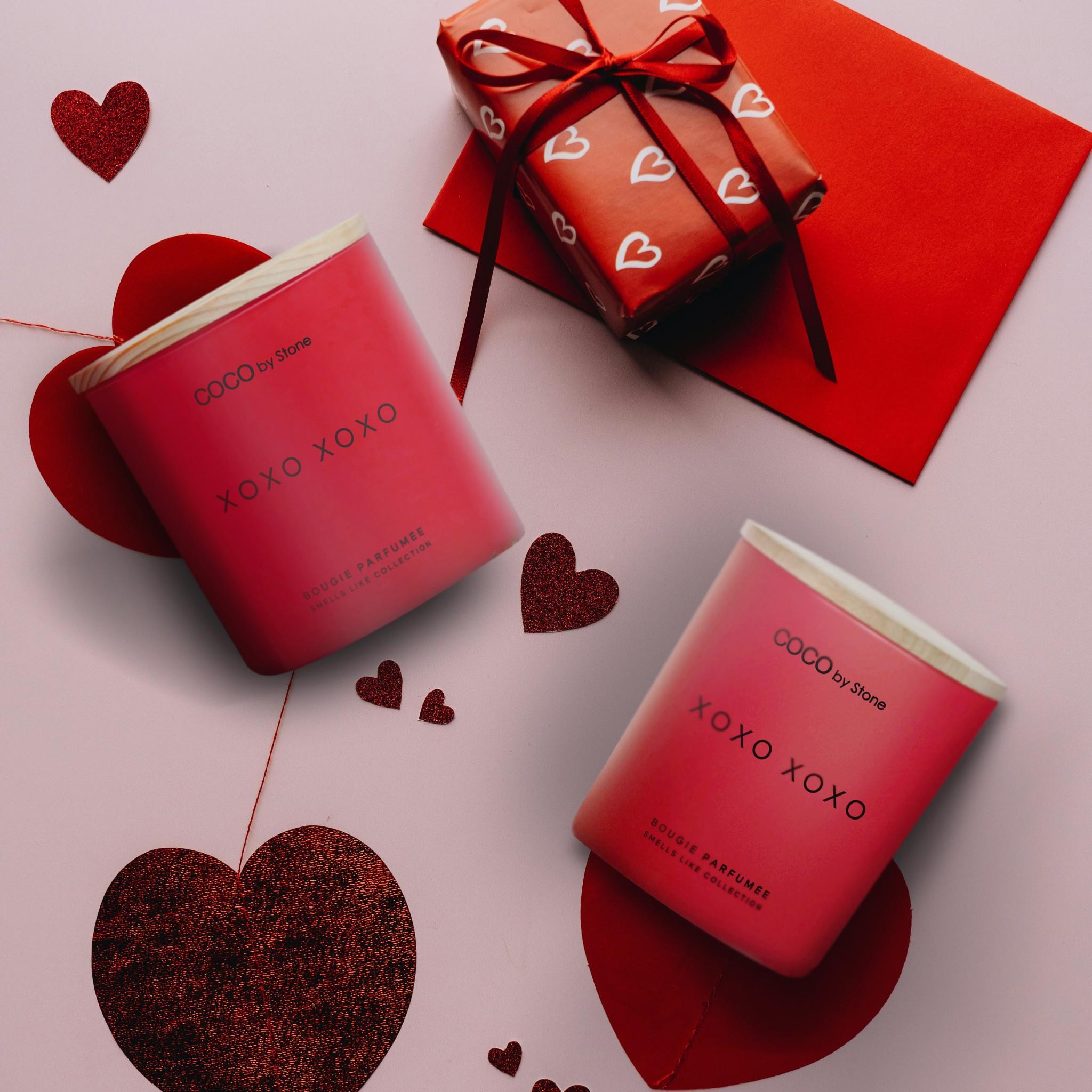 XOXO XOXO 15oz Scented Candle Floral Woody Fragrance Blush Pink - Image 2