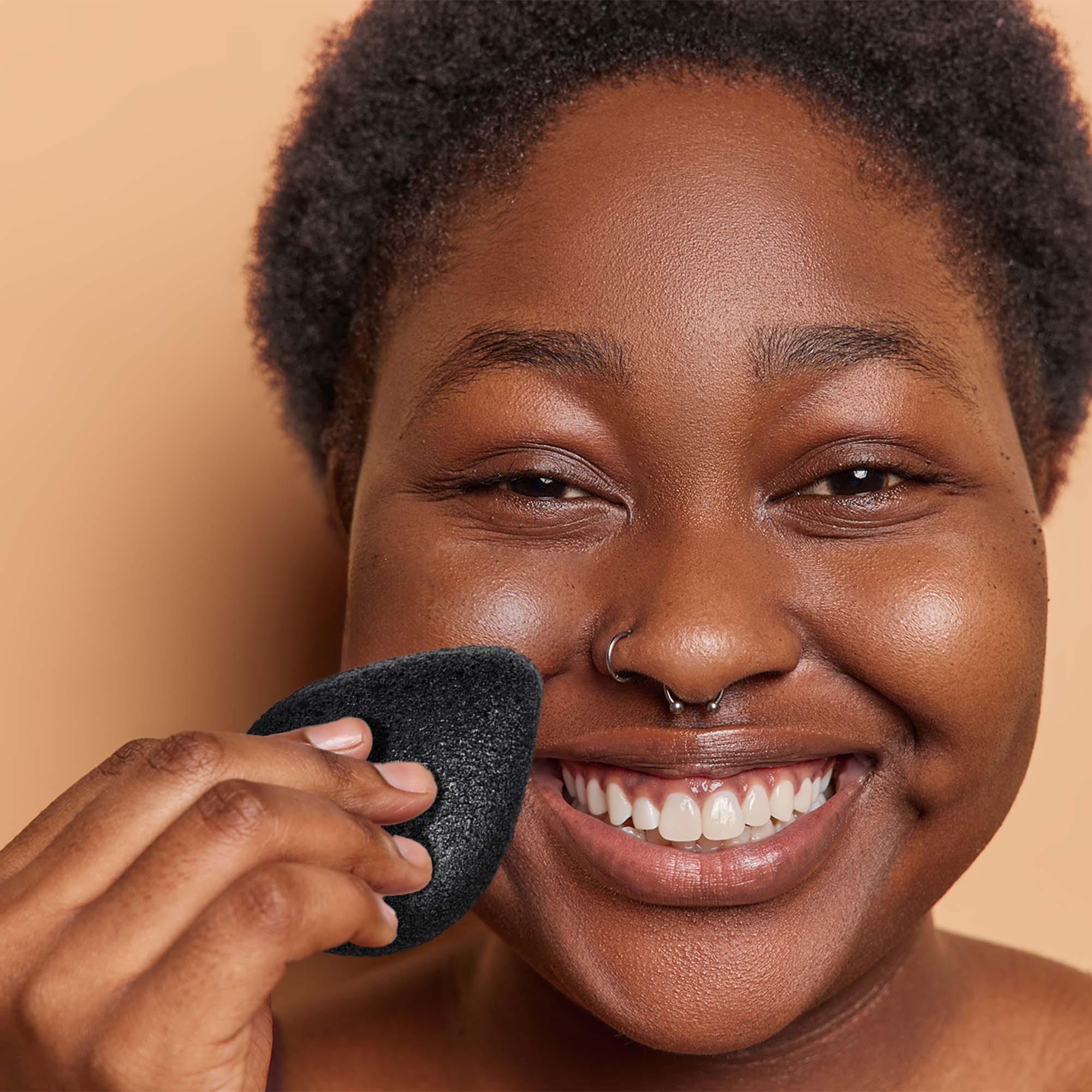 Natural Bamboo Charcoal Konjac Sponge