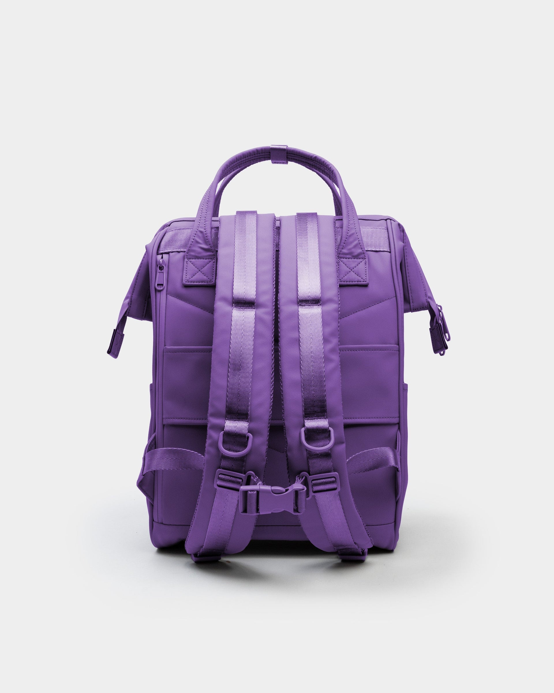 Cascade Standard Backpack – Modern Weather-Proof Travel Daypack