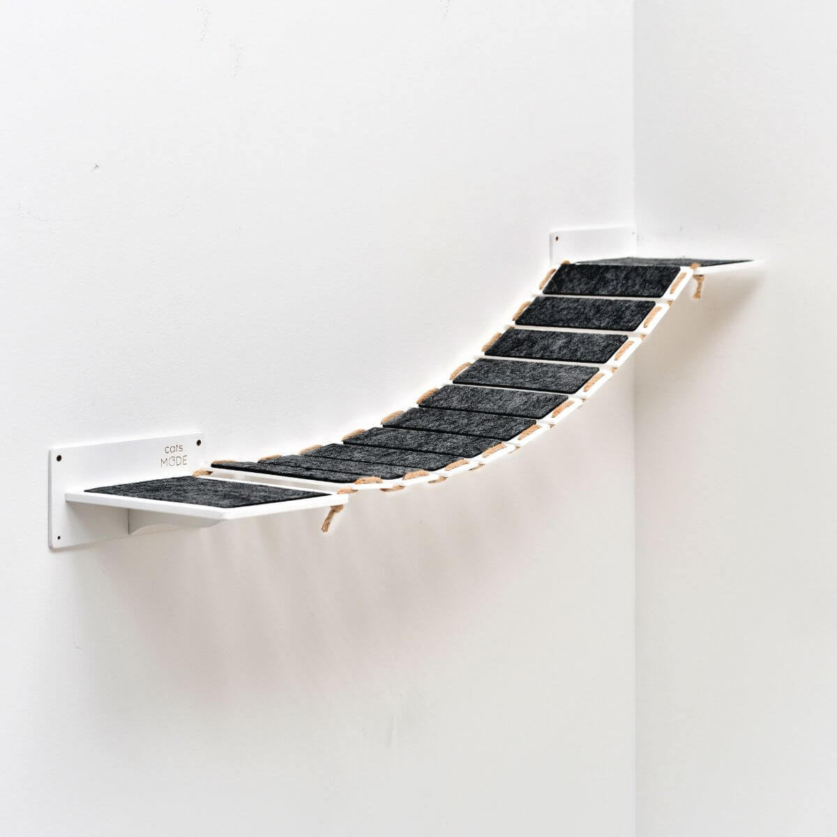 Cat Bridge Wall Walkway for Indoor Climbing and Exercise