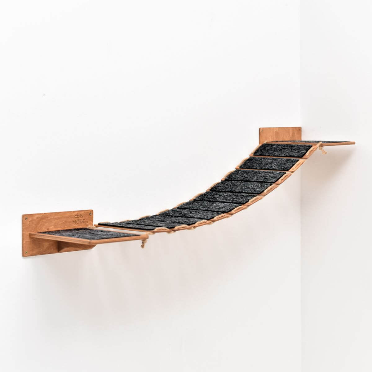 Oak Cat Rope Bridge Wall Mounted Pet Activity Center