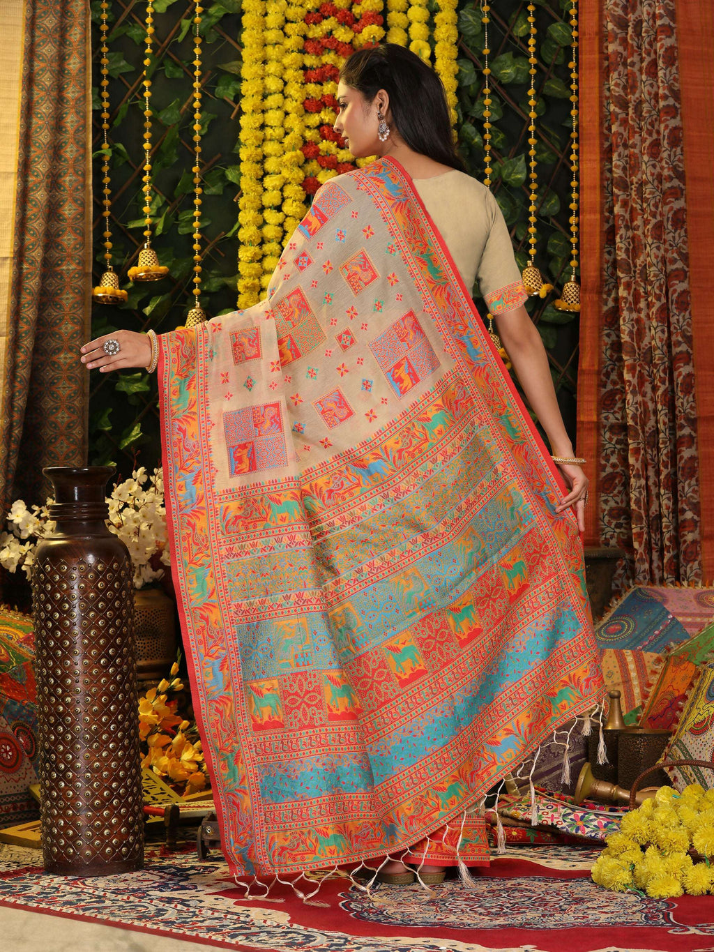 Off White Linen Cotton Saree with Matching Blouse Piece