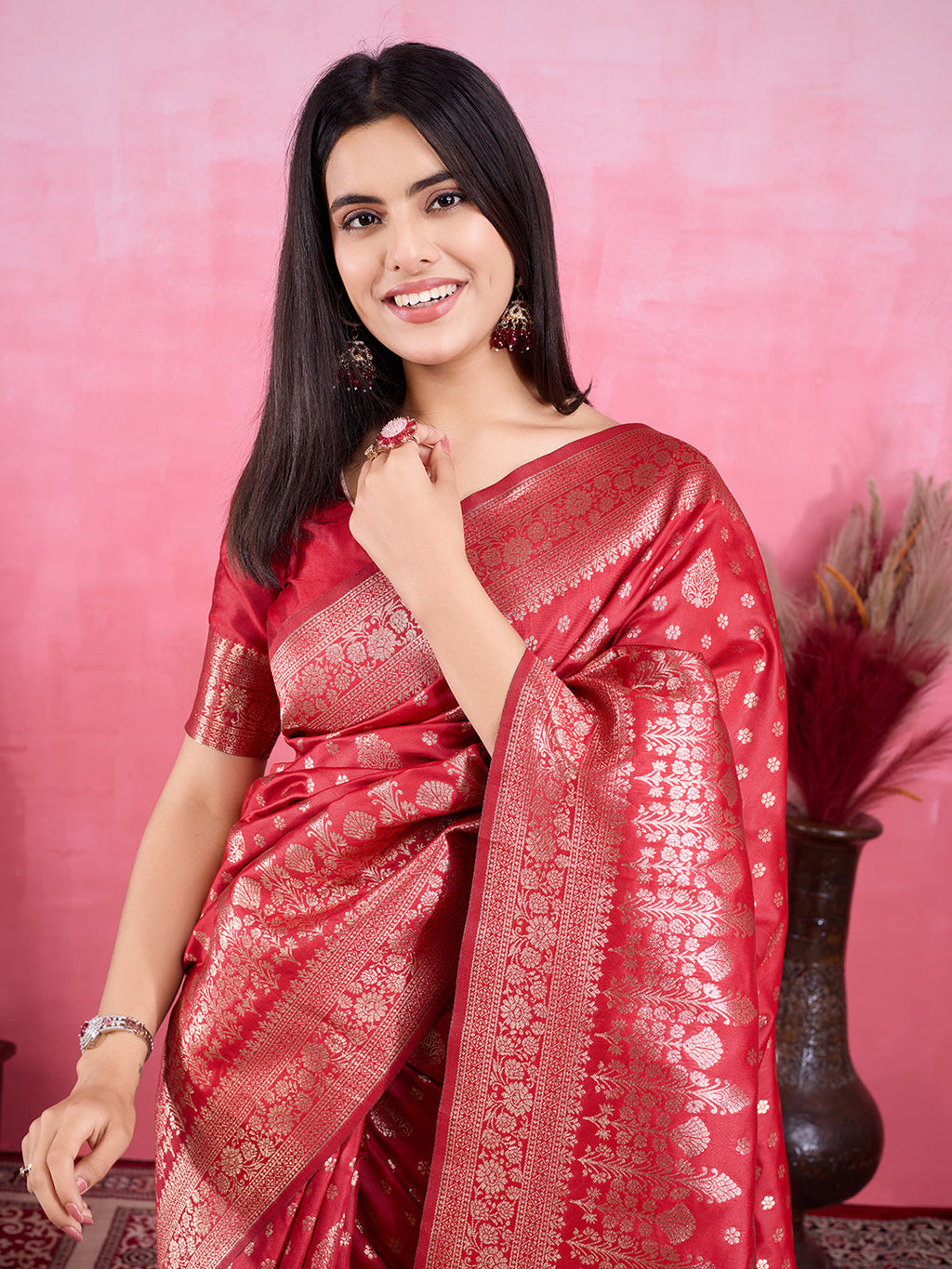 Red Litchi Silk Banarasi Saree with Jacquard Zari Details