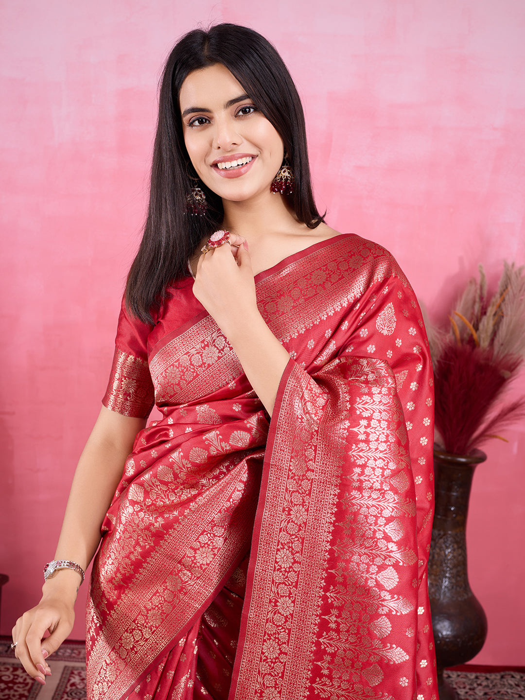 Red Litchi Silk Banarasi Saree with Jacquard Zari Details