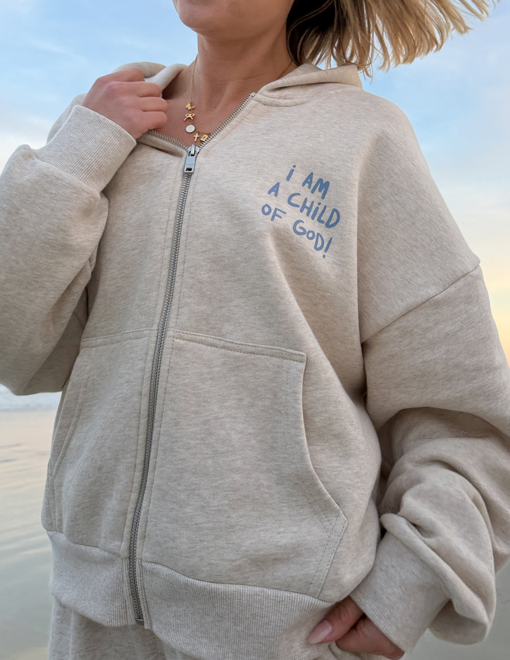 Eggshell Full-Zip Hoodie – Relaxed Fit Cotton Sweatshirt